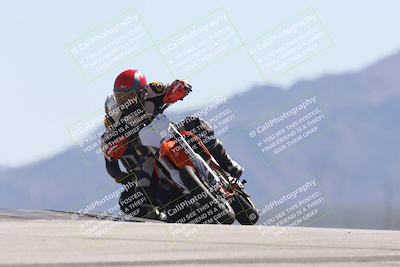 media/Oct-13-2025-Moto Forza (Mon) [[a66d839500]]/3-B Group/Session 4 (Turn 9)/